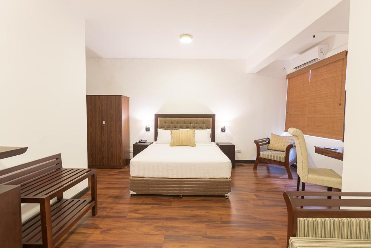 Pearl Royal Hotel, Colombo Exterior photo